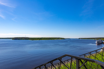 Obraz premium The shore of the grandiose Russian Volga river near the town of Myshkin on a summer day. Yaroslavl region 