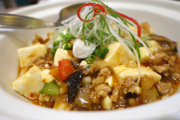 Tofu and mince with hot spicy sauce