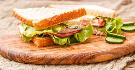 Fresh bread on linen cloth