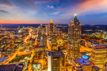 Plakat Atlanta, Georgia, USA skyline at dusk.
