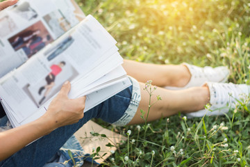 reading a magazine blur © benjamas