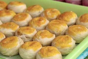 moon cake in the market