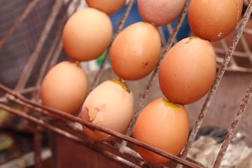 grill egg at the market