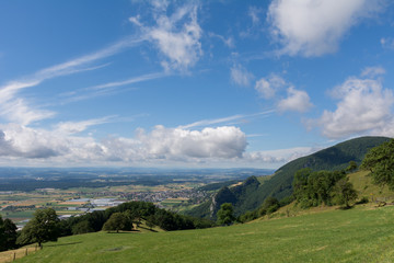 Aussicht vom Berg in das Tal