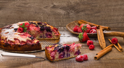 cake stuffed with berries and cinnamon