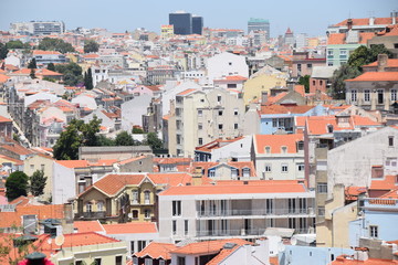 Fototapeta na wymiar Altstadtdächer Lissabon