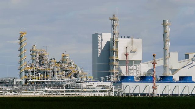 Units for nitric acid production on fertilizer plan