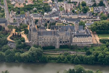 Fototapeta na wymiar Vue aérienne de l'abbaye de Solesmes en France