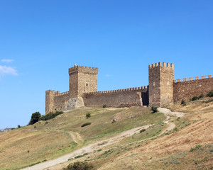 Fototapeta na wymiar medieval ruins of the Genoese fortress in Sudak in the Crimea.