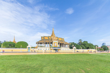 Fototapeta na wymiar Royal Palace, Phnom Penh, Cambodia 