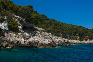 Costa selvaggia nelle isole Tremiti