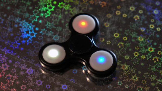 Spinner. hand spinner rotates,fashionable toy.