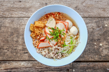noodle tom yum with pork
