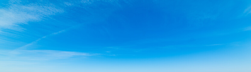 Obraz premium Blue sky and white clouds