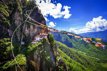 Taktshang Goemba, Tiger nest monastery, Bhutan - obrazy, fototapety, plakaty