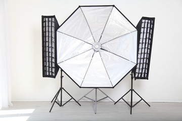 Flash on a white background in the Photo Studio equipment
