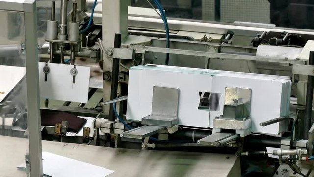Packaging line for women's socks