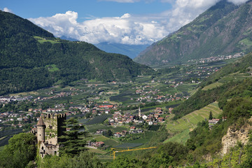 Fototapeta na wymiar Vinschgau | Südtirol