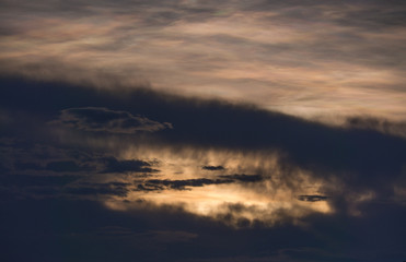 The Hole in The Middle of The Gray Cloud
