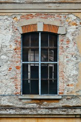 Fototapeta na wymiar Lucca window brick