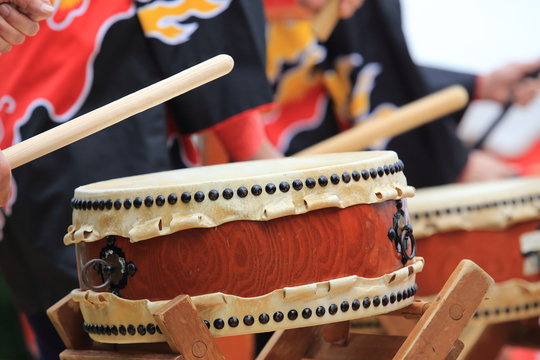 Amazon | 【音が良い】 太鼓 和太鼓 小太鼓 24cm 本格的 和太鼓