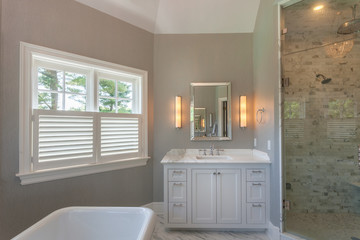 Bathroom with Blinds