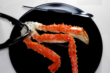 king crab on plate 