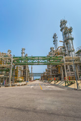 Fototapeta premium Oil refinery plant