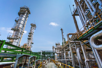 Fototapeta premium Oil petroleum plant