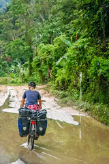 Fototapeta na wymiar Cycling through Sumatra