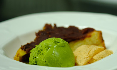 Ice cream green tea  flavor