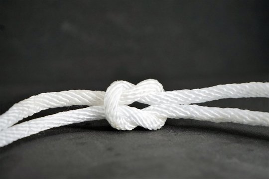 the Square (Reef) knot has many uses but not where safety is critical