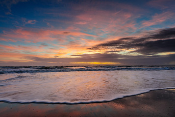 Obraz premium Sunrise over Cocoa Beach