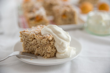 Aprikosen Streusel Kuchen 
