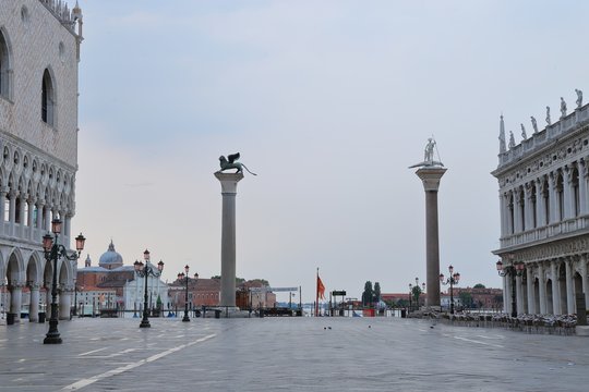 Colonne di San Marco e San Todaro, Venice Italy