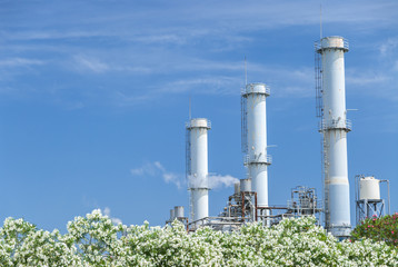 発電所の3本煙突