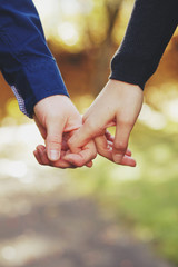 couple hand holding