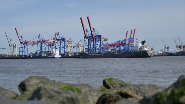Container Terminals im Hamburger Hafen