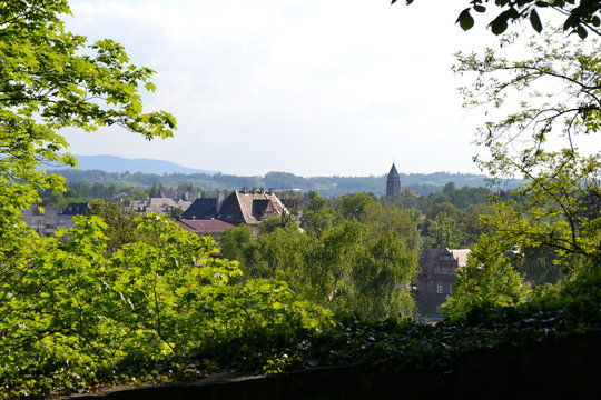 Widok na czeski Cieszyn ze wzgórza zamkowego, Polska