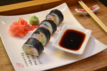 sushi with crab