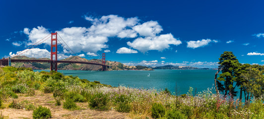 Panoramic large resolution shot of Golden Gate Bridge in San Francisco, California