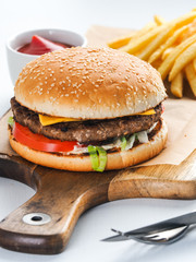 Cheeseburger with French fries