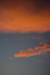 Fototapeta premium morning clouds at sunrise in orlando