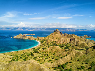 Fototapeta premium Aerial view of a beach on Pulau Padar island in between Komodo and Rinca Islands near Labuan Bajo in Indonesia.