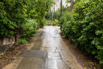 Obraz premium Back alley on a rainy day