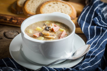 The sour soup made of rye flour.