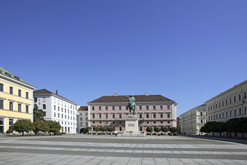 Fototapeta na wymiar Wittelsbacher Square and Maximilian Memorial in Munich, Bavaria