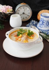 Creamy soup with corn and chicken