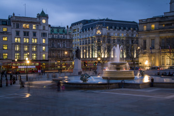 Fototapeta premium Trafalgar Square in the blue hour, London