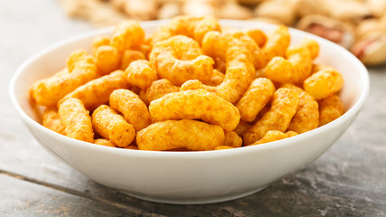 Peanut puffs